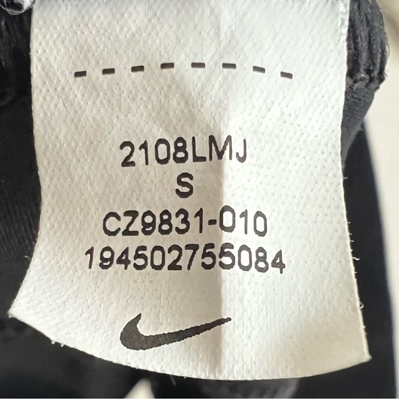 Nike Pro dri-fit biker shorts - Picture 3 of 3